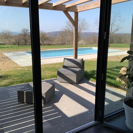 Вилла Chez Le Damian Neuville  Экстерьер фото